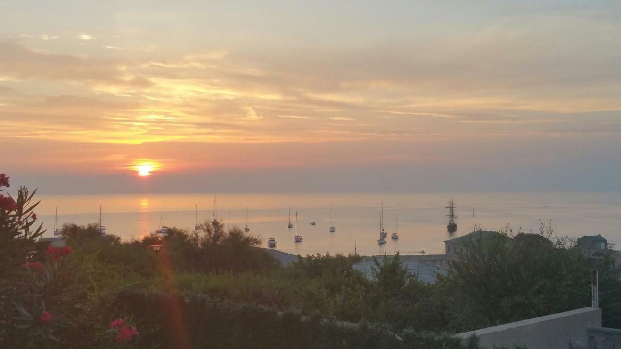 Porteo - Les Terrasses Du Port Centuri Luaran gambar
